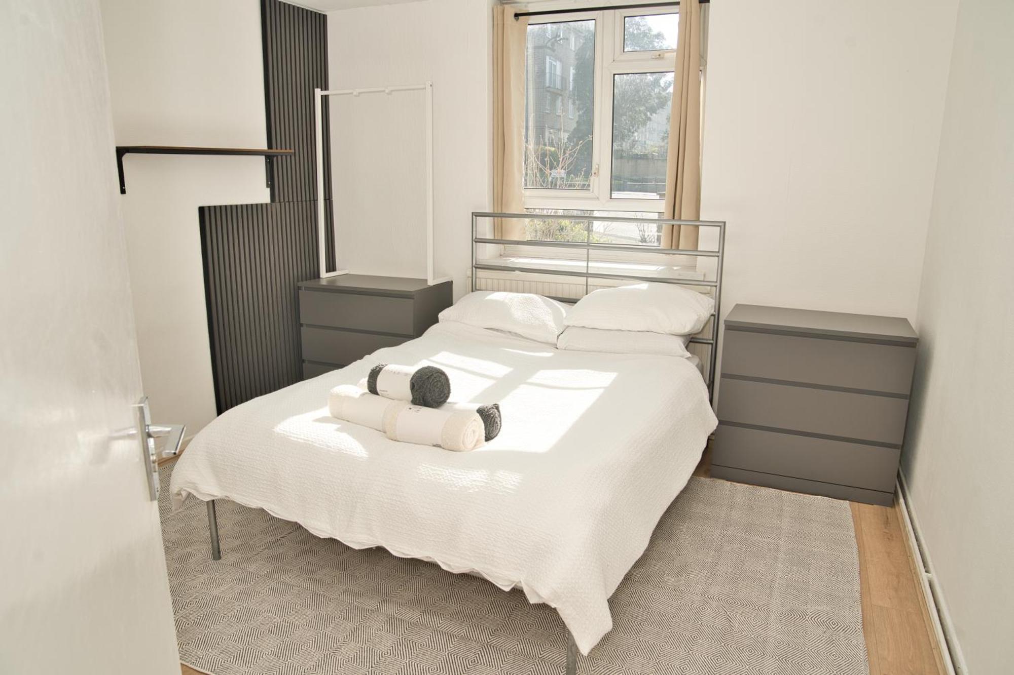 Appartamento Stunning 4 Bedroom In Swiss Sleeps 10